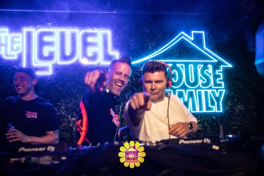 Replay Festival - House Family vs Level Classix by Jaylens