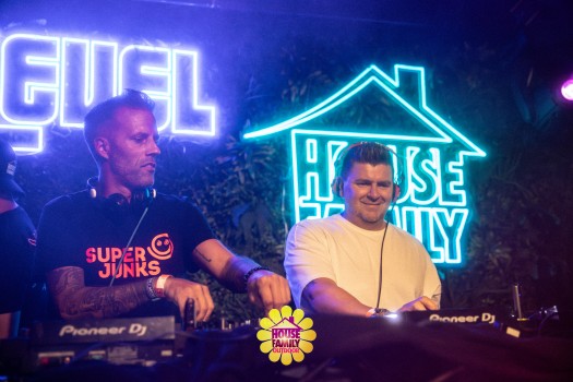 Replay Festival - House Family vs Level Classix by Jaylens