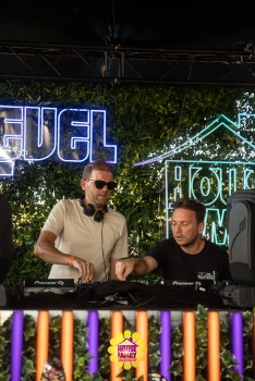 Replay Festival - House Family vs Level Classix by Jaylens